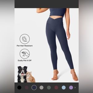 NWT Halara Patitoff Pet Hair Resistant High Waisted Crossover Plain Leggings - M